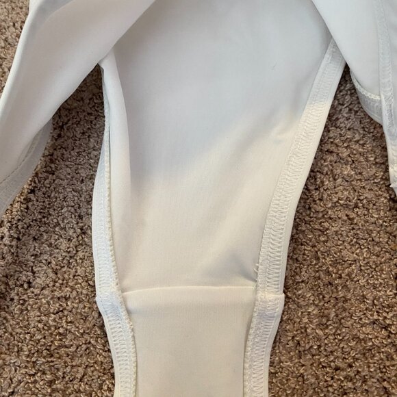 Babaton scoopneck bikini top & banded bottom - (size M) - Picture 14 of 16